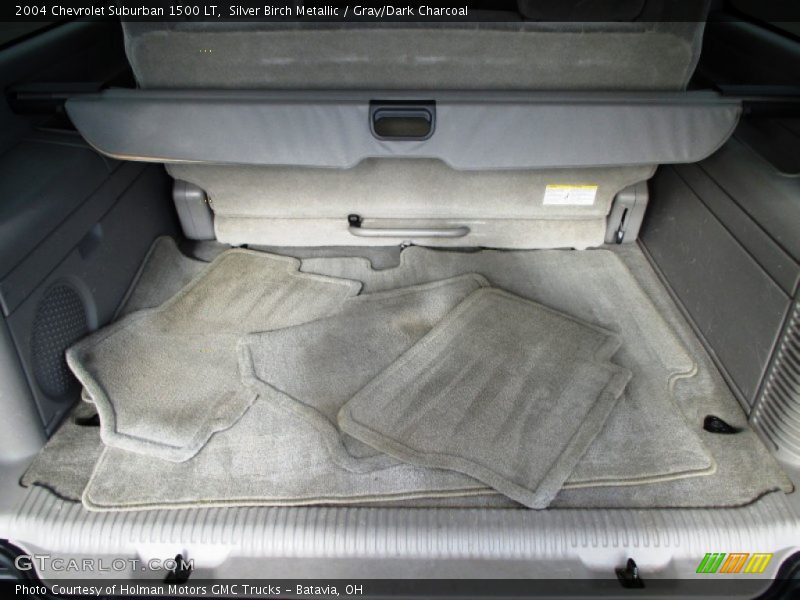 Silver Birch Metallic / Gray/Dark Charcoal 2004 Chevrolet Suburban 1500 LT