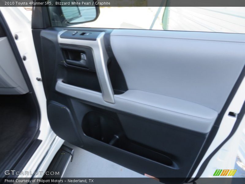 Blizzard White Pearl / Graphite 2010 Toyota 4Runner SR5