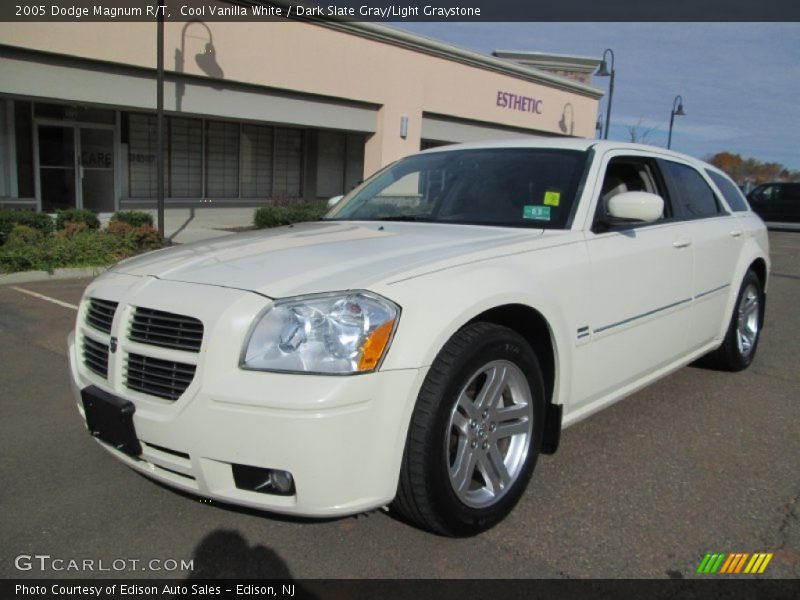 Cool Vanilla White / Dark Slate Gray/Light Graystone 2005 Dodge Magnum R/T