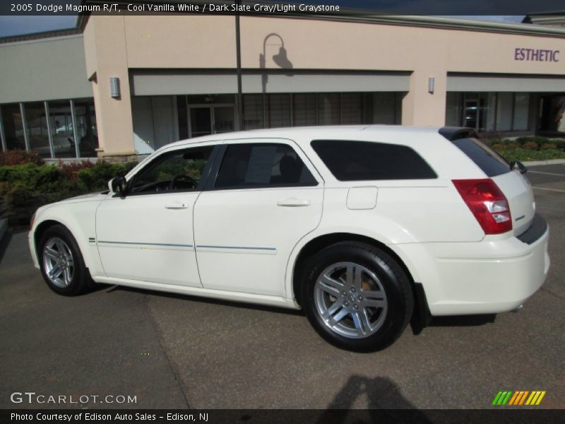 Cool Vanilla White / Dark Slate Gray/Light Graystone 2005 Dodge Magnum R/T