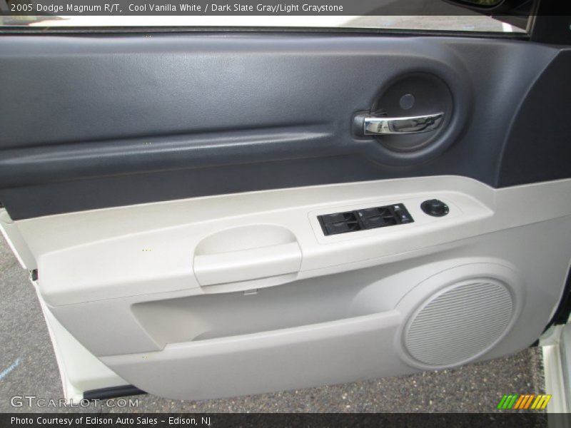 Cool Vanilla White / Dark Slate Gray/Light Graystone 2005 Dodge Magnum R/T