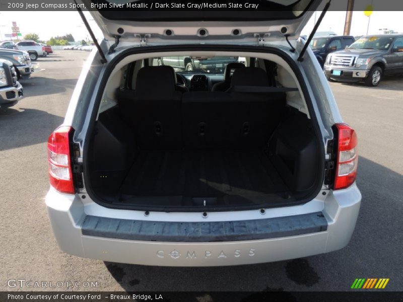 Bright Silver Metallic / Dark Slate Gray/Medium Slate Gray 2009 Jeep Compass Sport