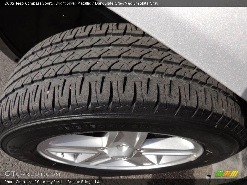 Bright Silver Metallic / Dark Slate Gray/Medium Slate Gray 2009 Jeep Compass Sport