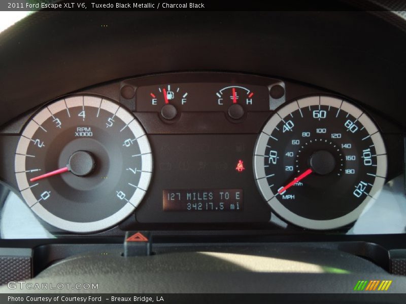 Tuxedo Black Metallic / Charcoal Black 2011 Ford Escape XLT V6