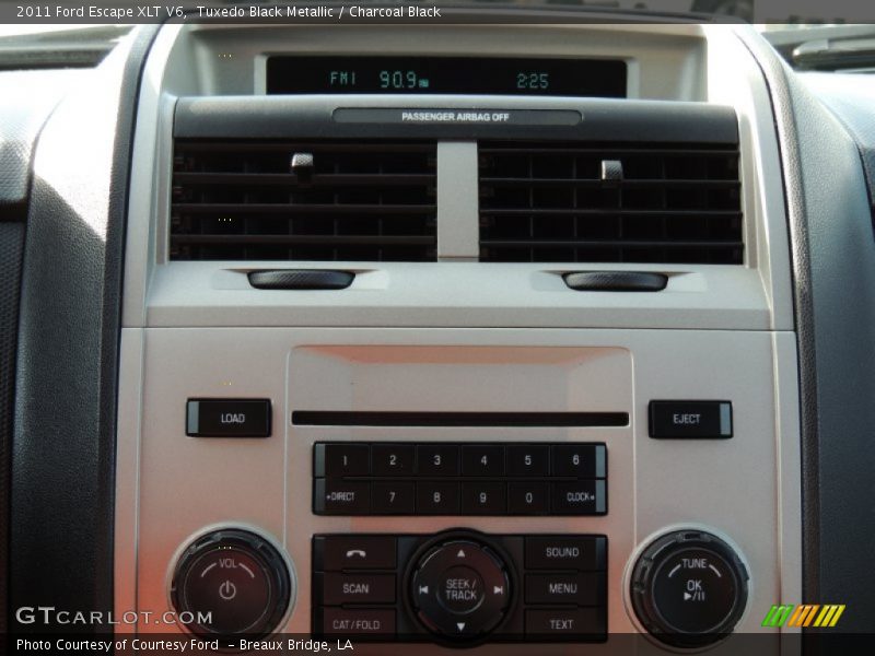Tuxedo Black Metallic / Charcoal Black 2011 Ford Escape XLT V6