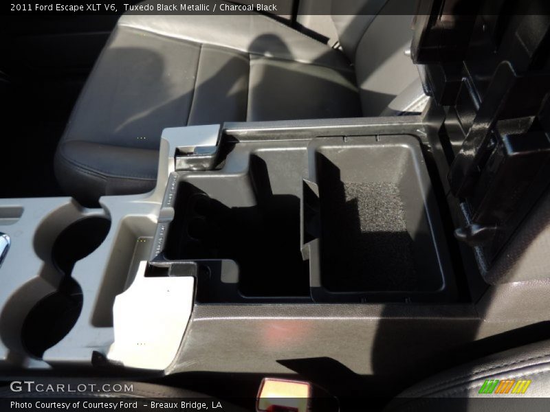 Tuxedo Black Metallic / Charcoal Black 2011 Ford Escape XLT V6