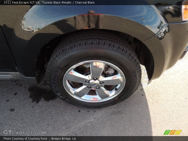Tuxedo Black Metallic / Charcoal Black 2011 Ford Escape XLT V6