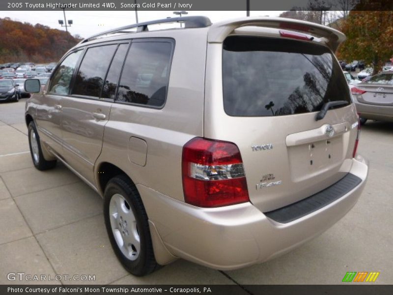 Sonora Gold Pearl / Ivory 2005 Toyota Highlander Limited 4WD