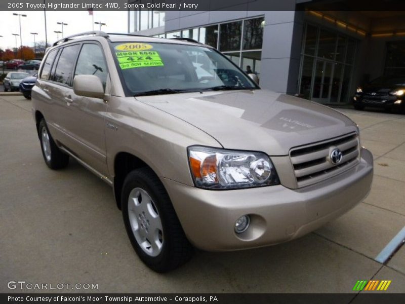 Sonora Gold Pearl / Ivory 2005 Toyota Highlander Limited 4WD
