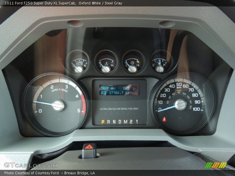 Oxford White / Steel Gray 2011 Ford F250 Super Duty XL SuperCab