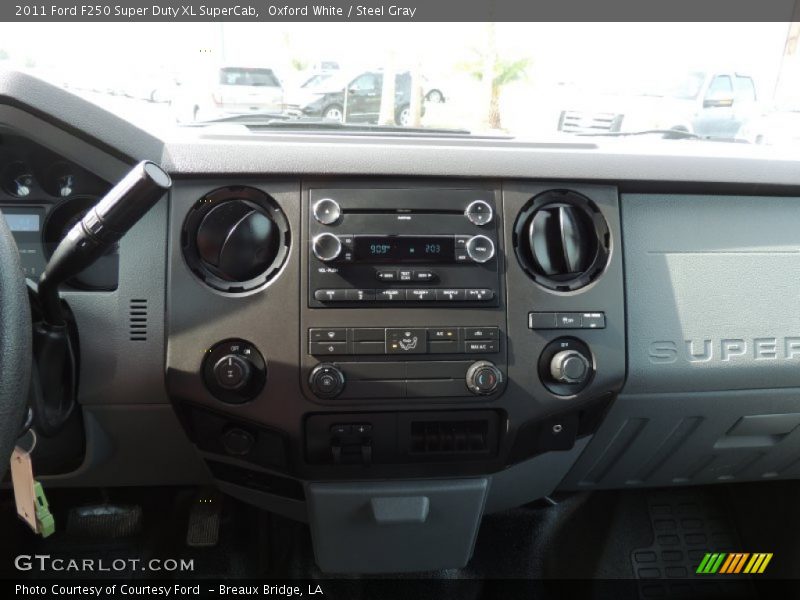 Oxford White / Steel Gray 2011 Ford F250 Super Duty XL SuperCab