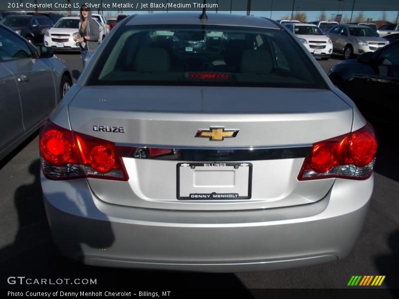 Silver Ice Metallic / Jet Black/Medium Titanium 2014 Chevrolet Cruze LS