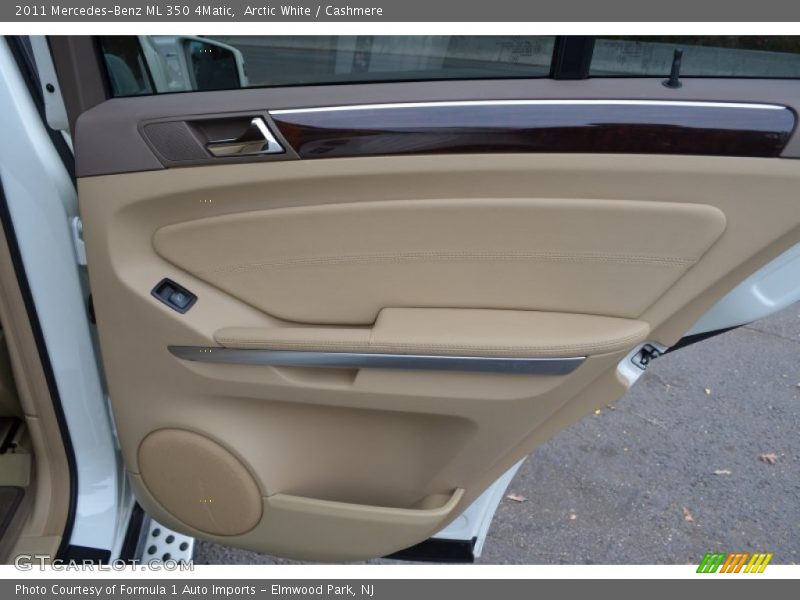 Arctic White / Cashmere 2011 Mercedes-Benz ML 350 4Matic