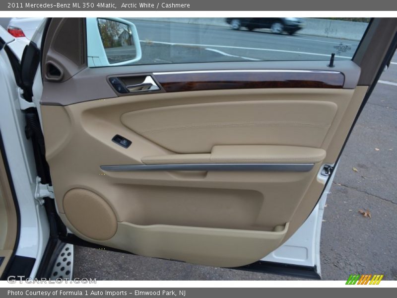 Arctic White / Cashmere 2011 Mercedes-Benz ML 350 4Matic