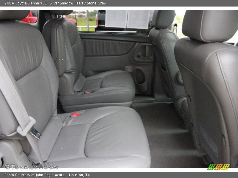 Silver Shadow Pearl / Stone Gray 2004 Toyota Sienna XLE