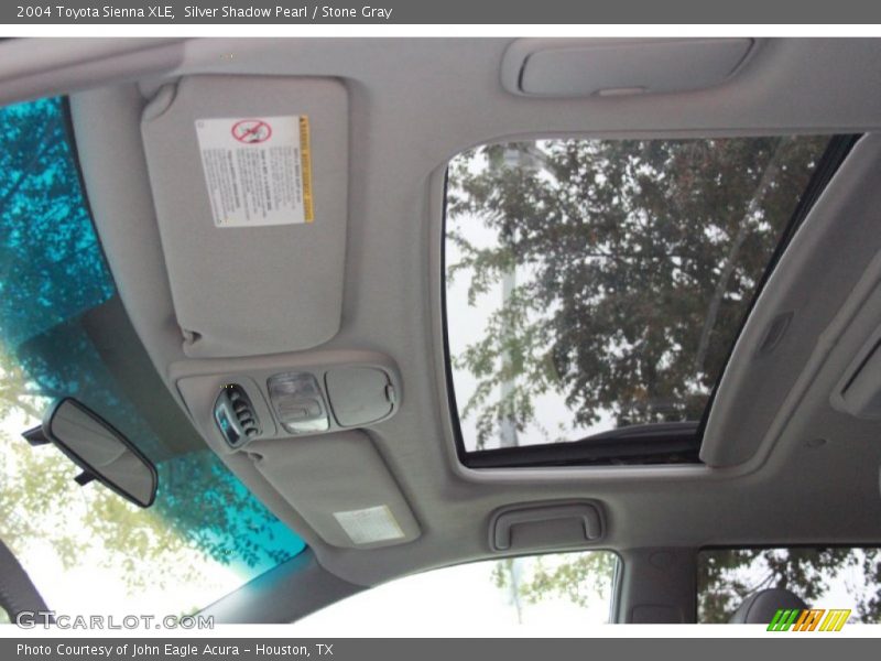 Silver Shadow Pearl / Stone Gray 2004 Toyota Sienna XLE