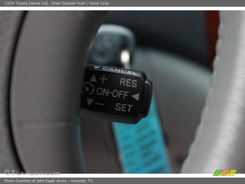 Silver Shadow Pearl / Stone Gray 2004 Toyota Sienna XLE