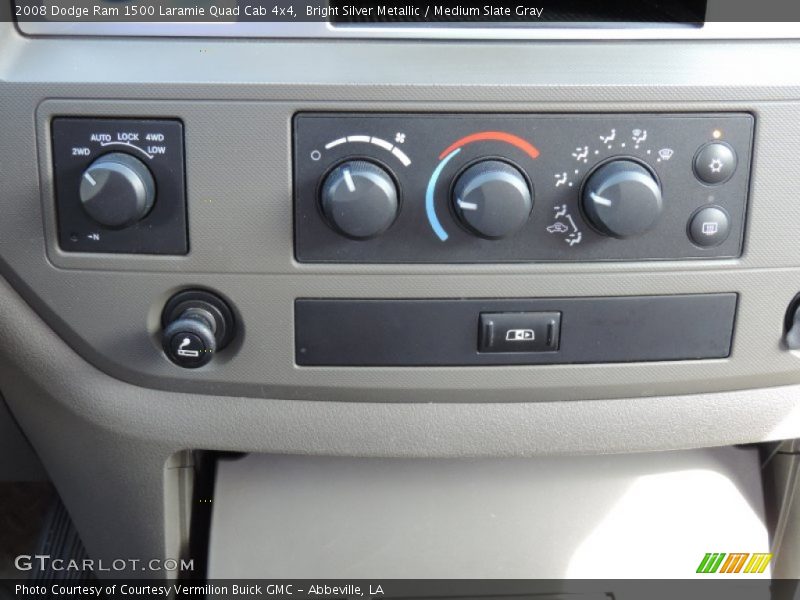 Bright Silver Metallic / Medium Slate Gray 2008 Dodge Ram 1500 Laramie Quad Cab 4x4