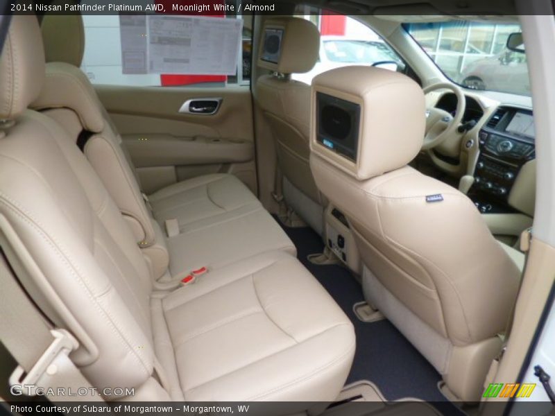 Moonlight White / Almond 2014 Nissan Pathfinder Platinum AWD