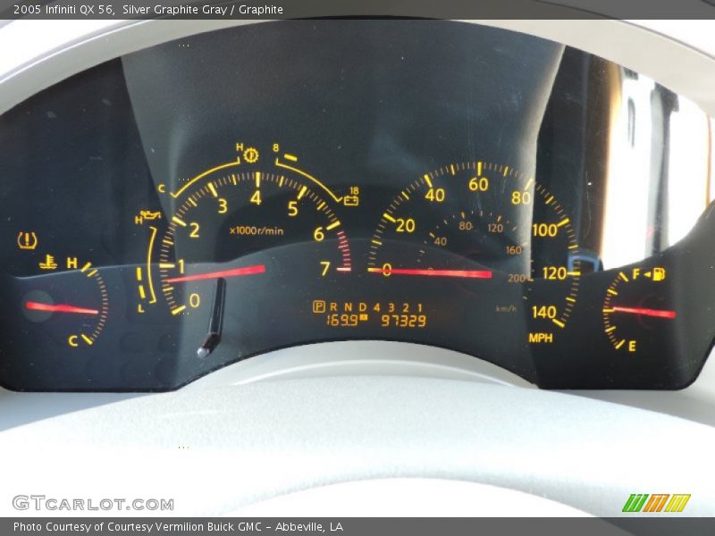 Silver Graphite Gray / Graphite 2005 Infiniti QX 56