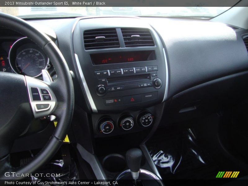 White Pearl / Black 2013 Mitsubishi Outlander Sport ES