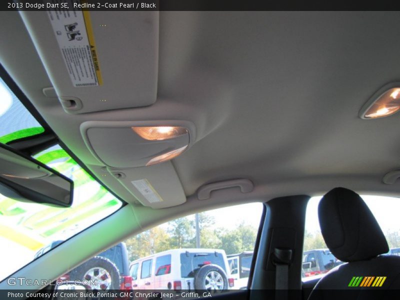 Redline 2-Coat Pearl / Black 2013 Dodge Dart SE