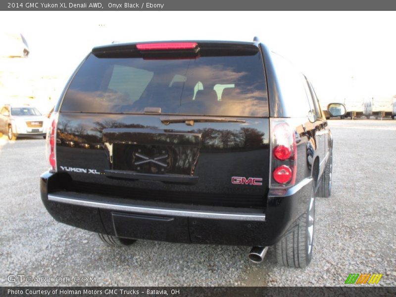 Onyx Black / Ebony 2014 GMC Yukon XL Denali AWD