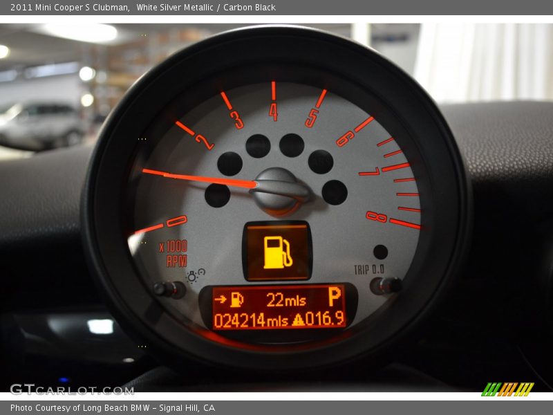 White Silver Metallic / Carbon Black 2011 Mini Cooper S Clubman