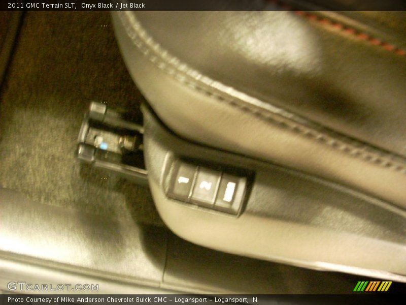 Onyx Black / Jet Black 2011 GMC Terrain SLT