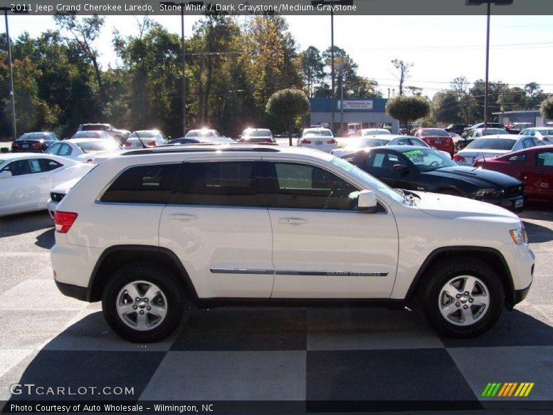 Stone White / Dark Graystone/Medium Graystone 2011 Jeep Grand Cherokee Laredo