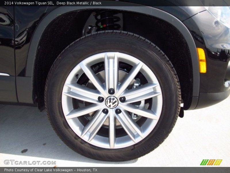 Deep Black Metallic / Black 2014 Volkswagen Tiguan SEL