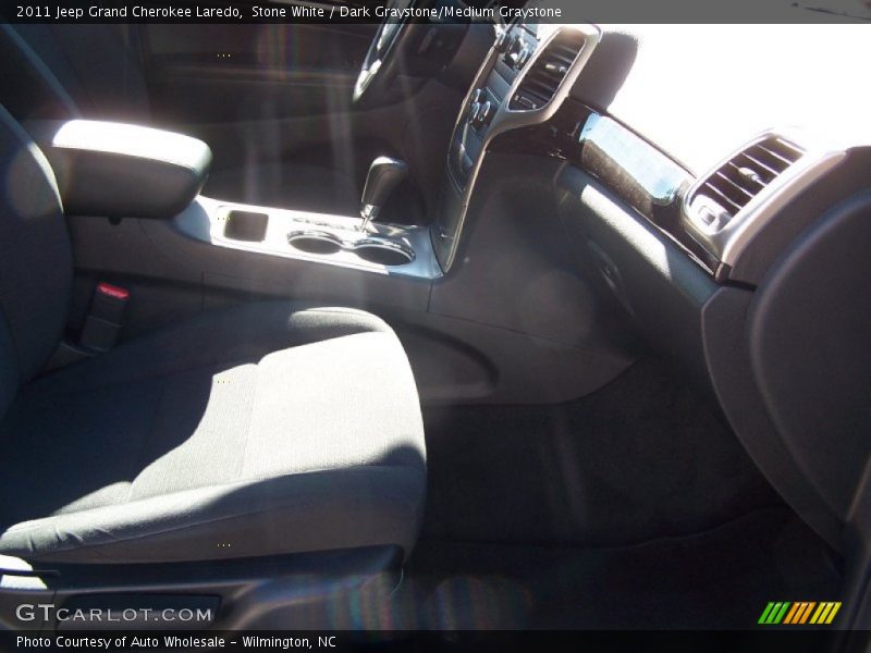 Stone White / Dark Graystone/Medium Graystone 2011 Jeep Grand Cherokee Laredo
