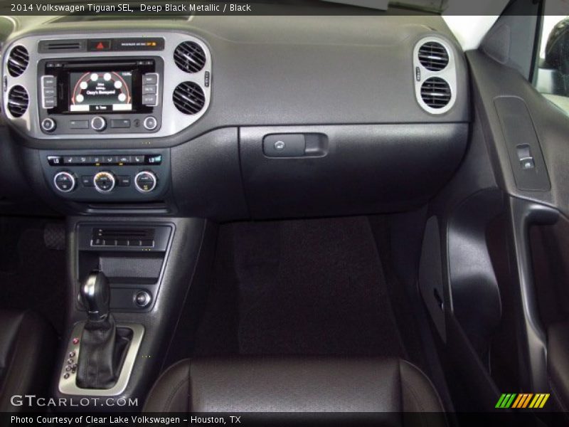 Deep Black Metallic / Black 2014 Volkswagen Tiguan SEL
