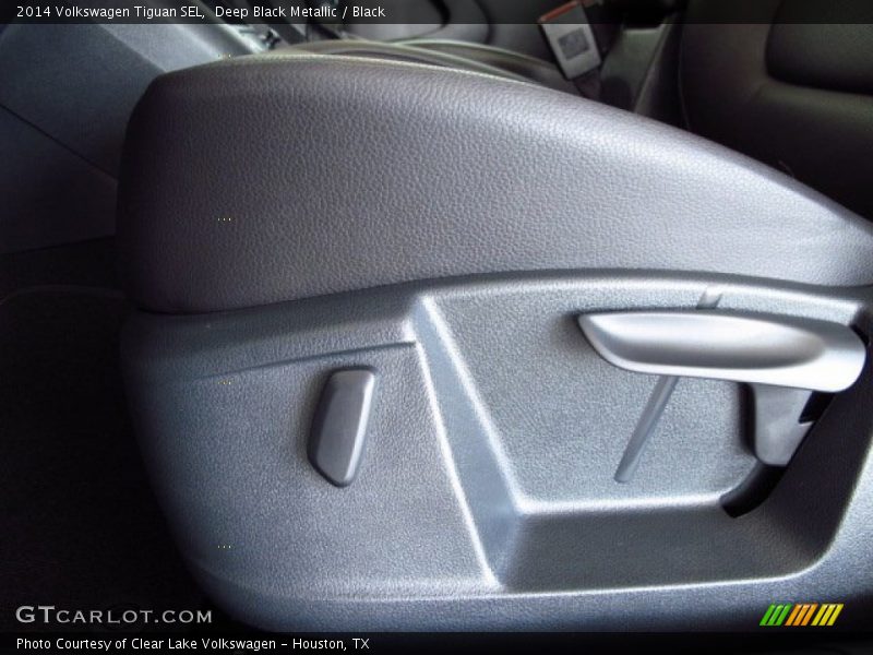 Deep Black Metallic / Black 2014 Volkswagen Tiguan SEL