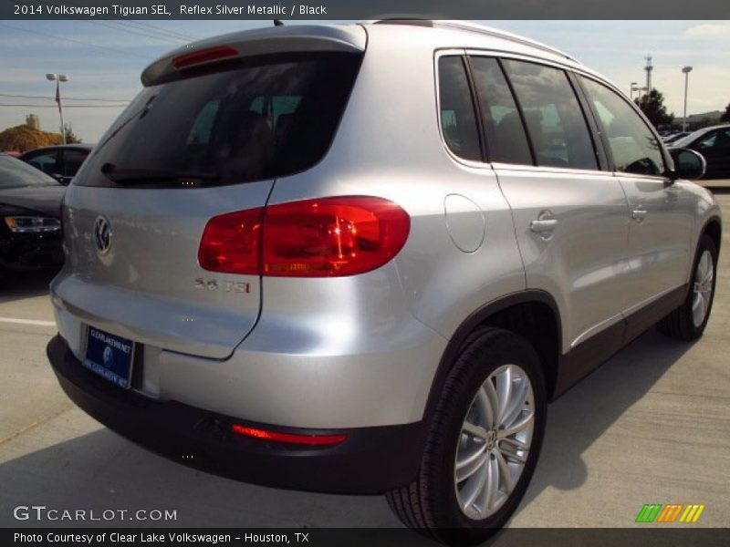 Reflex Silver Metallic / Black 2014 Volkswagen Tiguan SEL