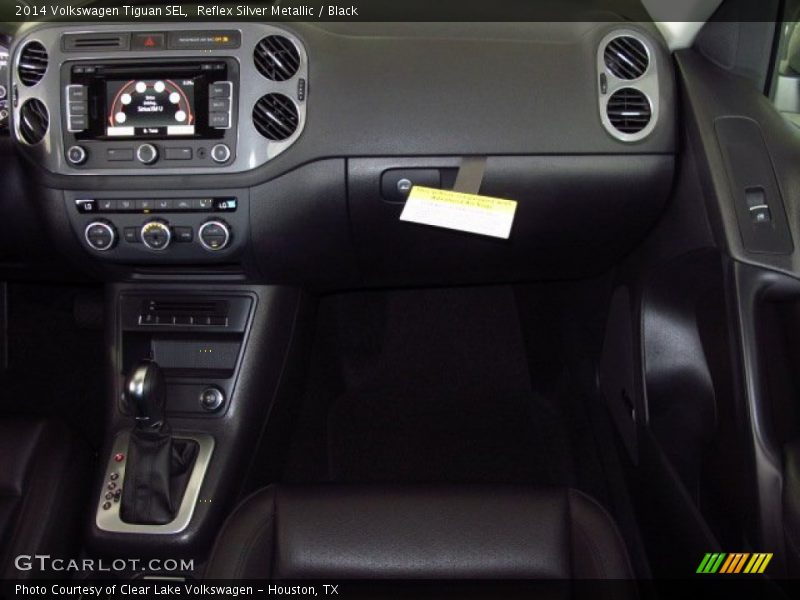 Reflex Silver Metallic / Black 2014 Volkswagen Tiguan SEL