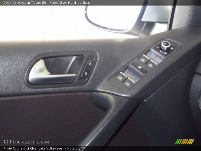 Reflex Silver Metallic / Black 2014 Volkswagen Tiguan SEL