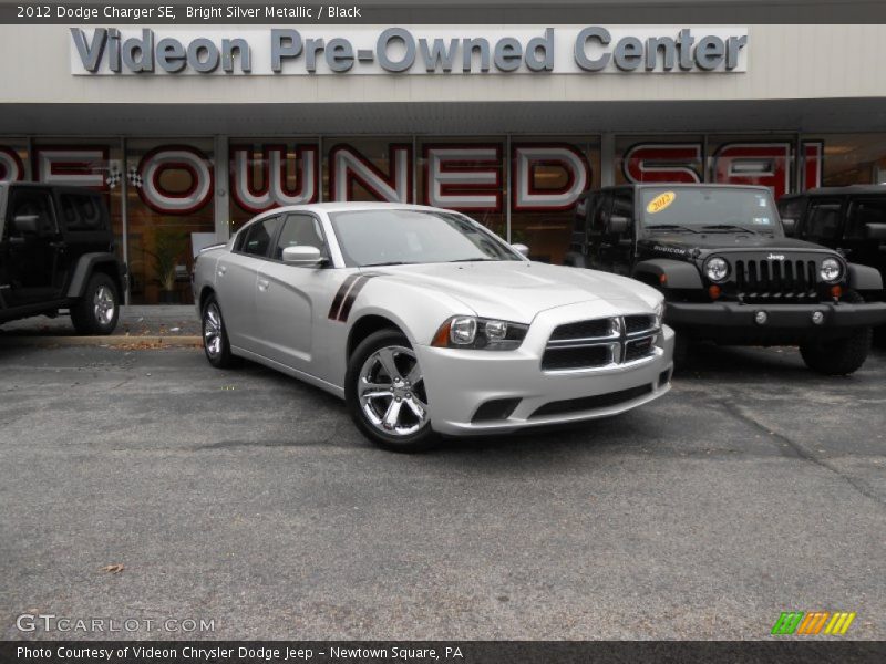 Bright Silver Metallic / Black 2012 Dodge Charger SE