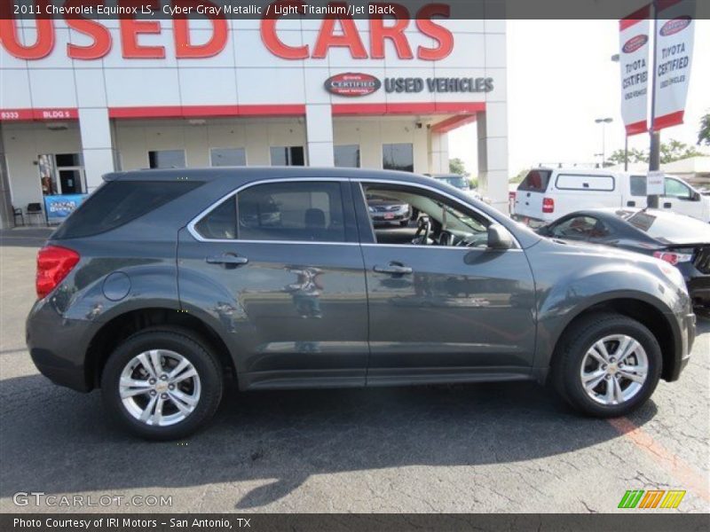 Cyber Gray Metallic / Light Titanium/Jet Black 2011 Chevrolet Equinox LS