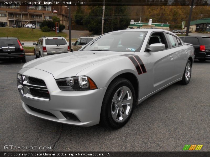 Bright Silver Metallic / Black 2012 Dodge Charger SE