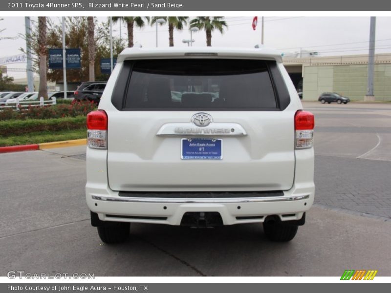 Blizzard White Pearl / Sand Beige 2011 Toyota 4Runner SR5