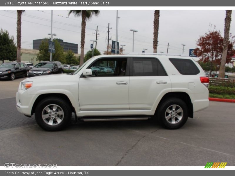 Blizzard White Pearl / Sand Beige 2011 Toyota 4Runner SR5