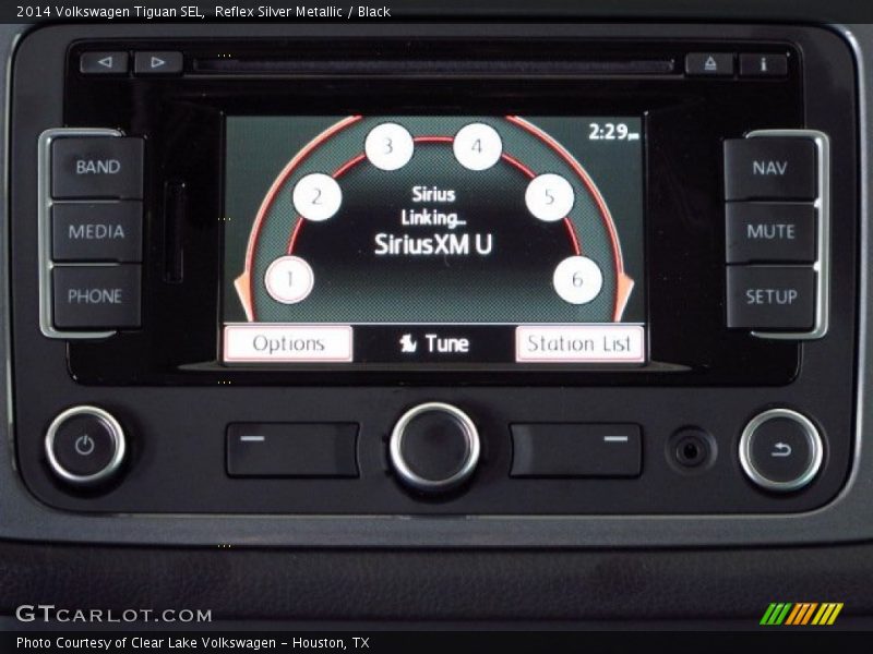 Reflex Silver Metallic / Black 2014 Volkswagen Tiguan SEL