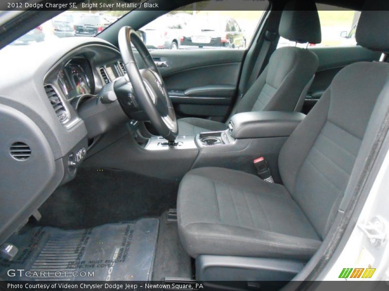 Bright Silver Metallic / Black 2012 Dodge Charger SE
