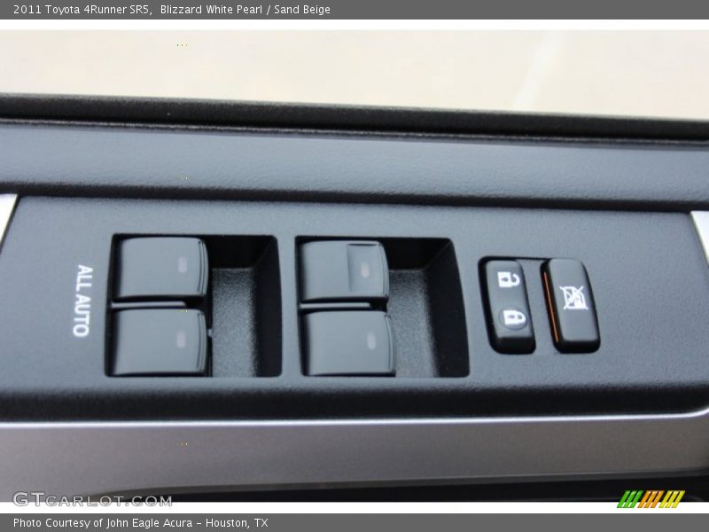 Blizzard White Pearl / Sand Beige 2011 Toyota 4Runner SR5