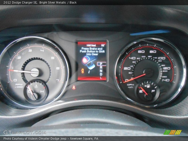 Bright Silver Metallic / Black 2012 Dodge Charger SE