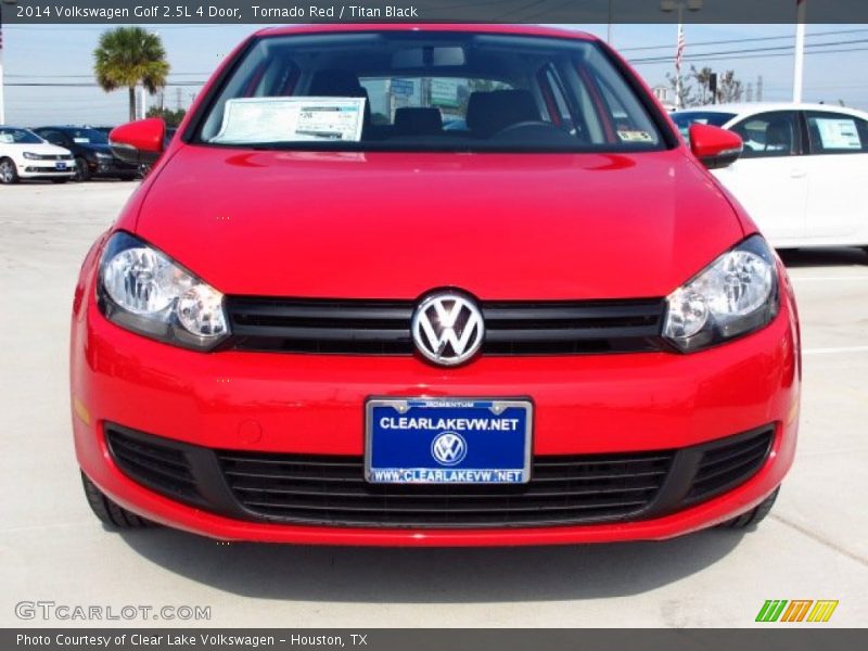 Tornado Red / Titan Black 2014 Volkswagen Golf 2.5L 4 Door