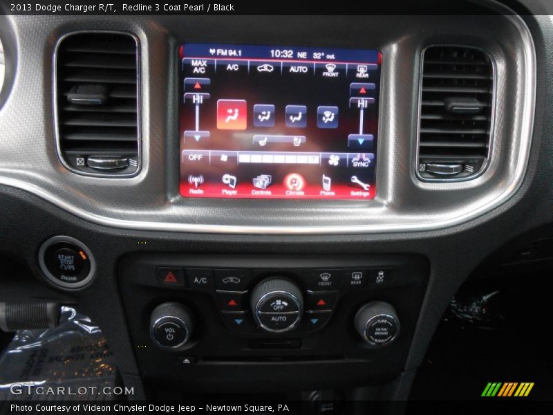 Redline 3 Coat Pearl / Black 2013 Dodge Charger R/T