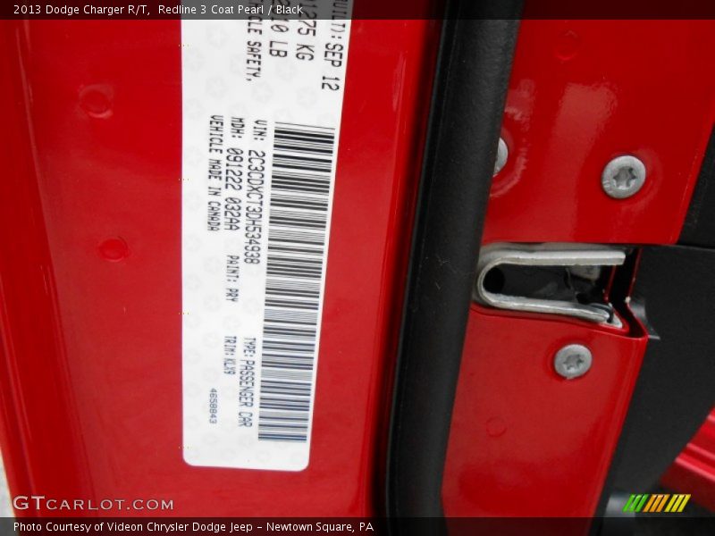 Redline 3 Coat Pearl / Black 2013 Dodge Charger R/T