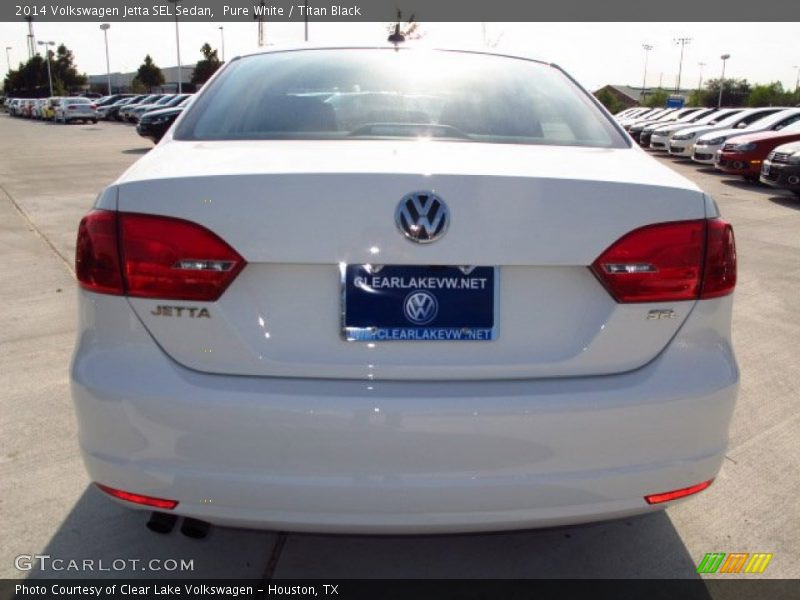 Pure White / Titan Black 2014 Volkswagen Jetta SEL Sedan